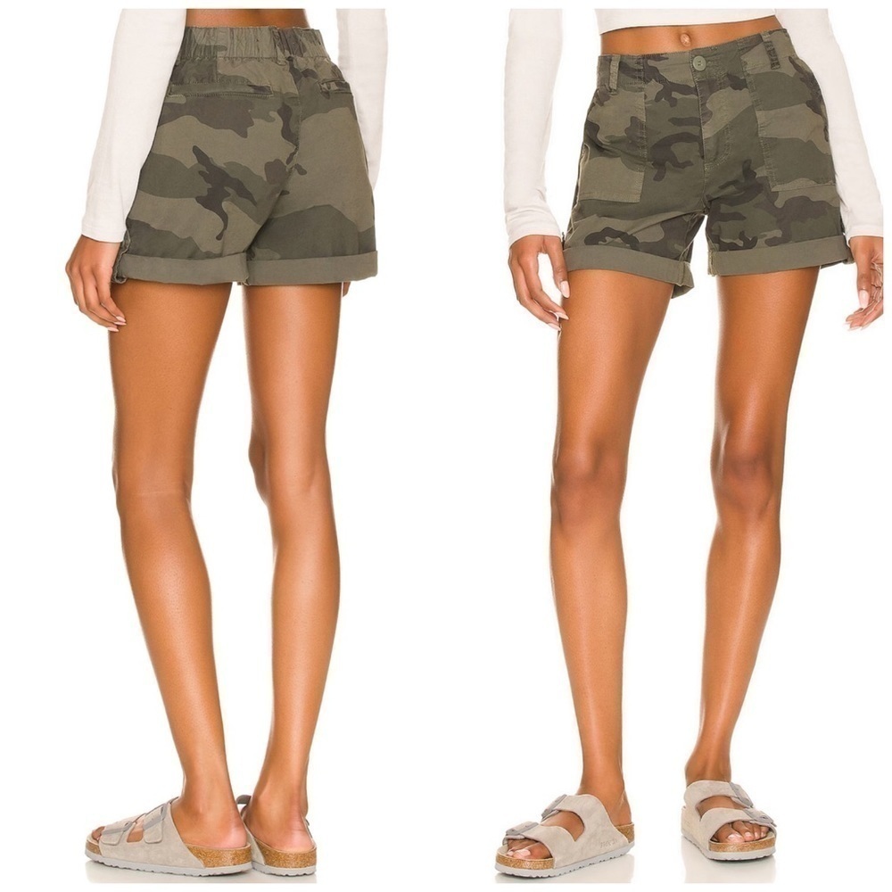 Sanctuary Standard Surplus Switchback Cuffed Shorts in Hiker Camo Size 31